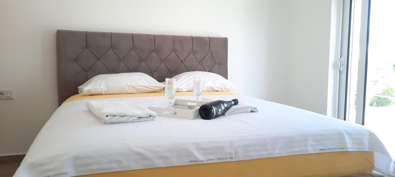 Studio Apartments Jupo Ούλτσιν Εξωτερικό φωτογραφία